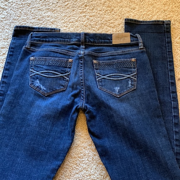 Abercrombie jeans - size 0 / 25W - Picture 3 of 3